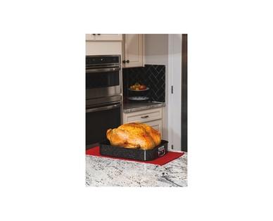 Crofton Roasting Pan with Rack