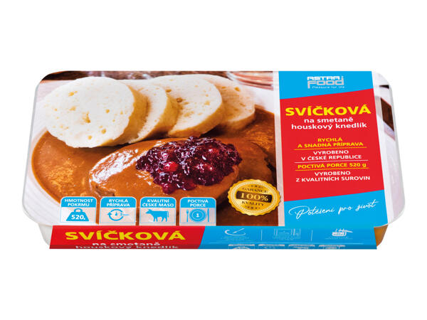 SVÍČKOVÁ NA SMETANĚ S HOUSKOVÝM KNEDLÍKEM