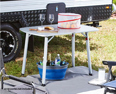 Caravanning Table