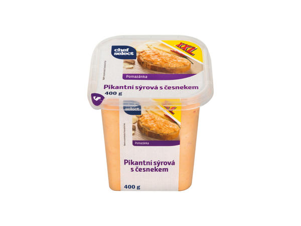 PIKANTNÍ SÝROVÁ POMAZÁNKA S ČESNEKEM