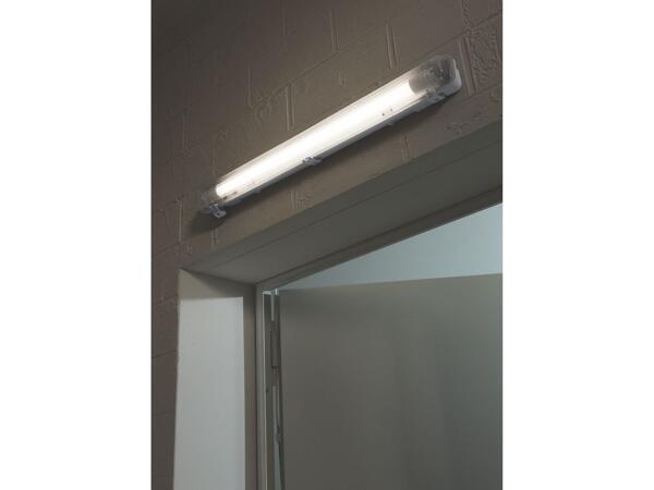 LED moisture-proof light