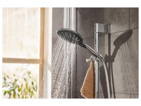 Multifunctional shower head