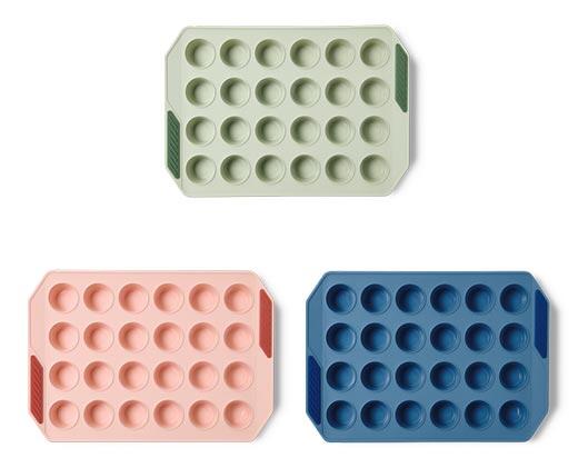 Crofton 
 Reinforced Silicone Pan