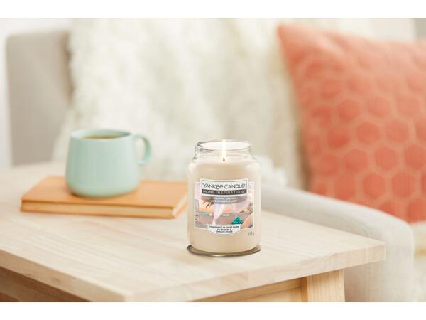 Scented candle