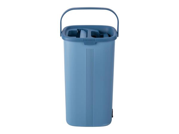Floor mop set with bucket