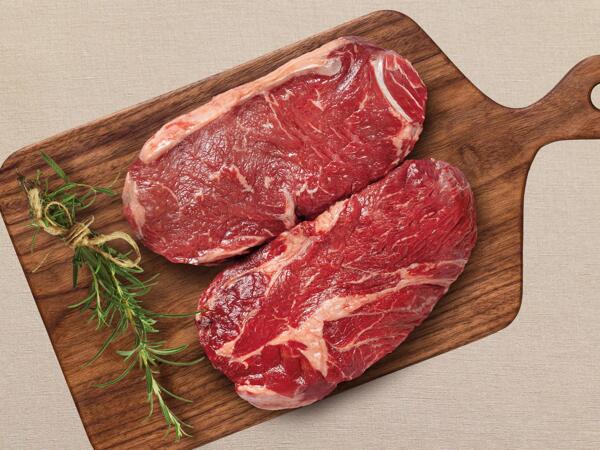 Frisches Rumpsteak oder Rib-Eye-Steak