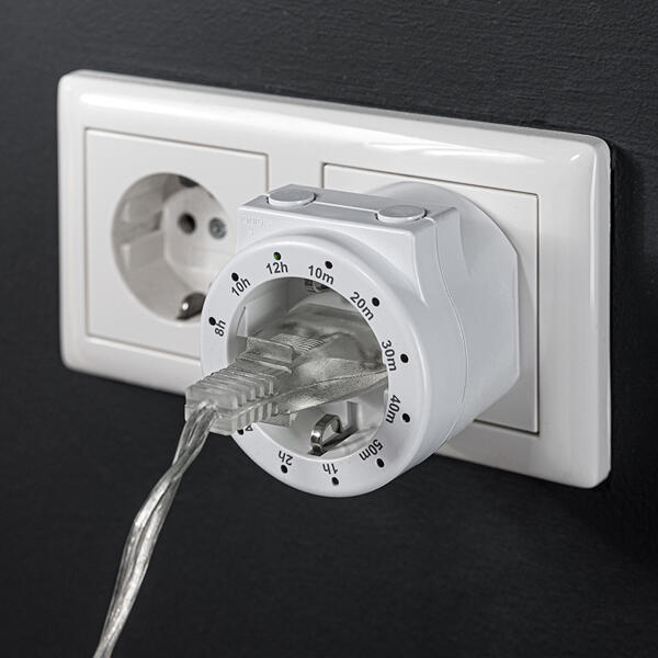 Steckdosenadapter