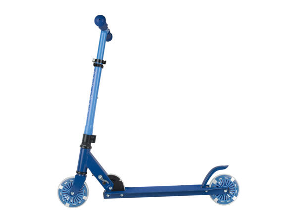 Playtive Scooter with LED Wheels