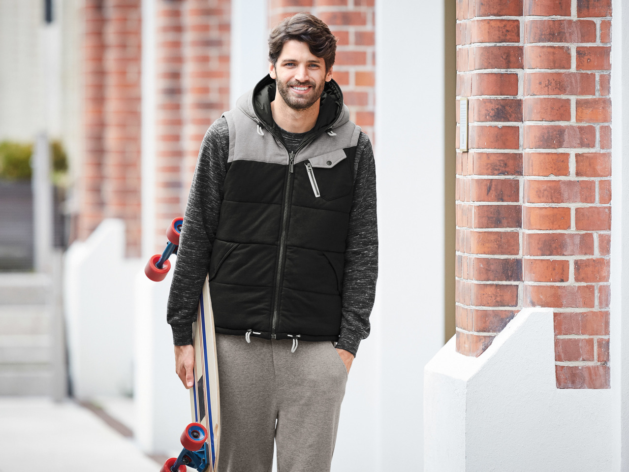 Livergy Joggers1