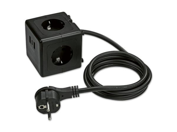 Steckdosenwürfel mit USB-Anschlüssen