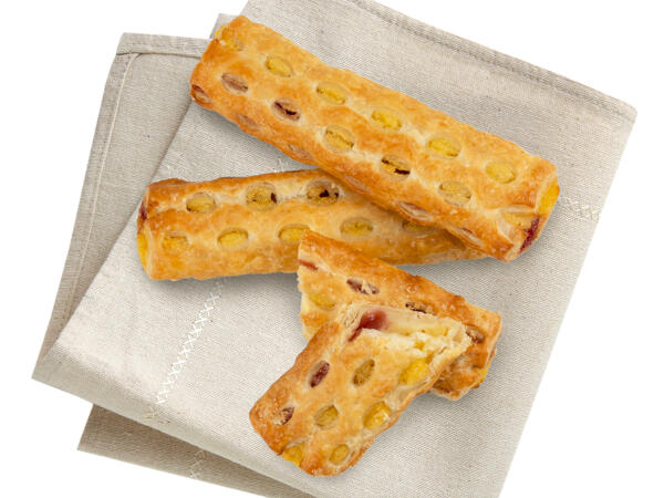 Blätterteigstangen mit Erdbeere-Vanille