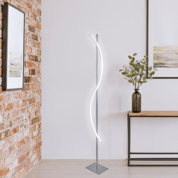 LED-standerlampe med lysdæmper