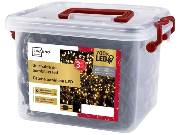 700 LED String Lights