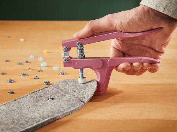 Press Stud Set With Pliers