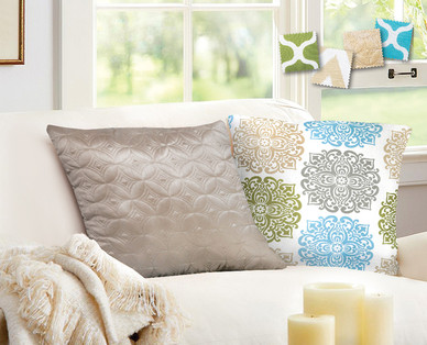 Huntington Home 2-Pack 18" x 18" Decorative Pillows