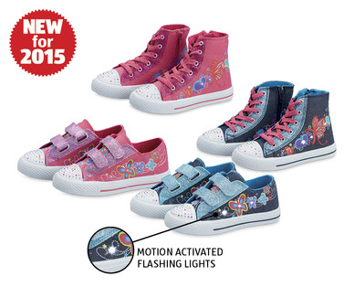 Girls' Canvas Lights Pumps