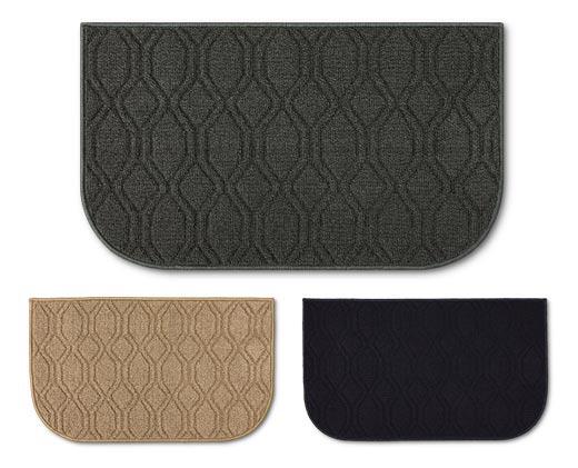 Huntington Home 
 20" x 34" Kitchen Accent Rug