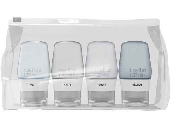 Travel kit for liquids