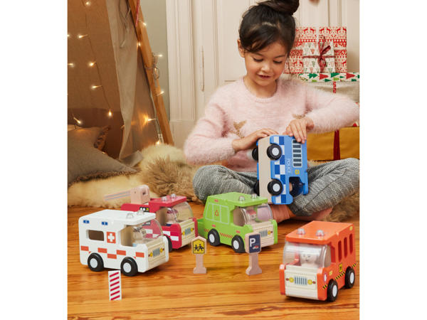 Wooden Vehicle with Play People