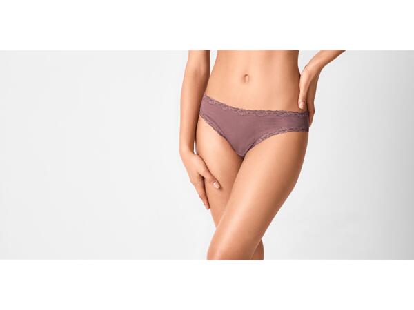 Ladies' Ribbed Briefs with Lace