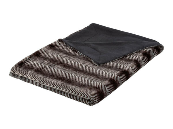 Meradiso Fake Fur Throw