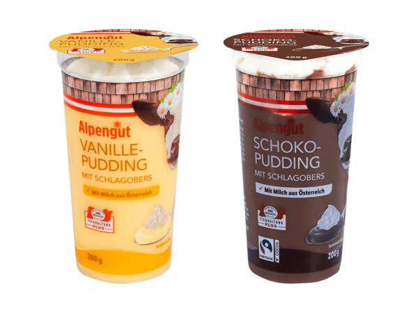 Pudding mit Schlagobers