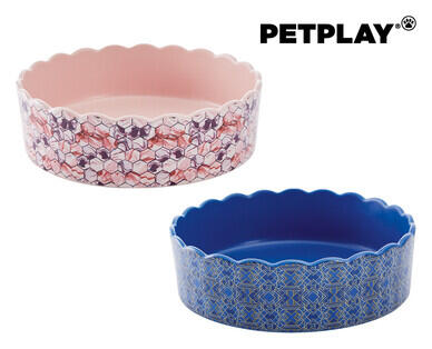 Ceramic Dog Bowl with Scalloped Edge
