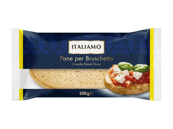 Pain en tranches pour bruschetta