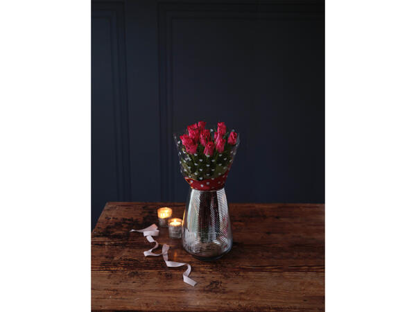 Dozen Large Headed Red Roses