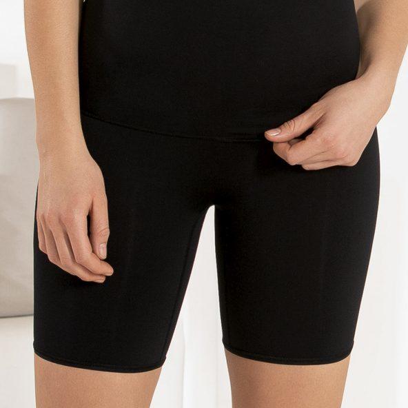 Sous-vêtement modelant pour dames