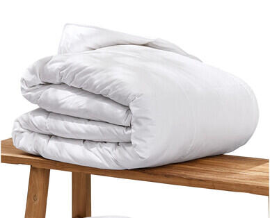 Quill-Less Duck Feather Quilt - Queen Size