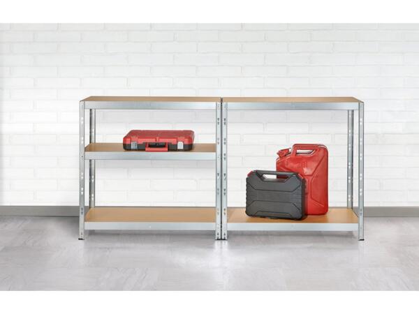 Metal shelving unit