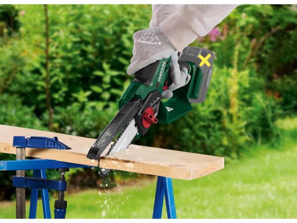 Cordless Pruning Saw