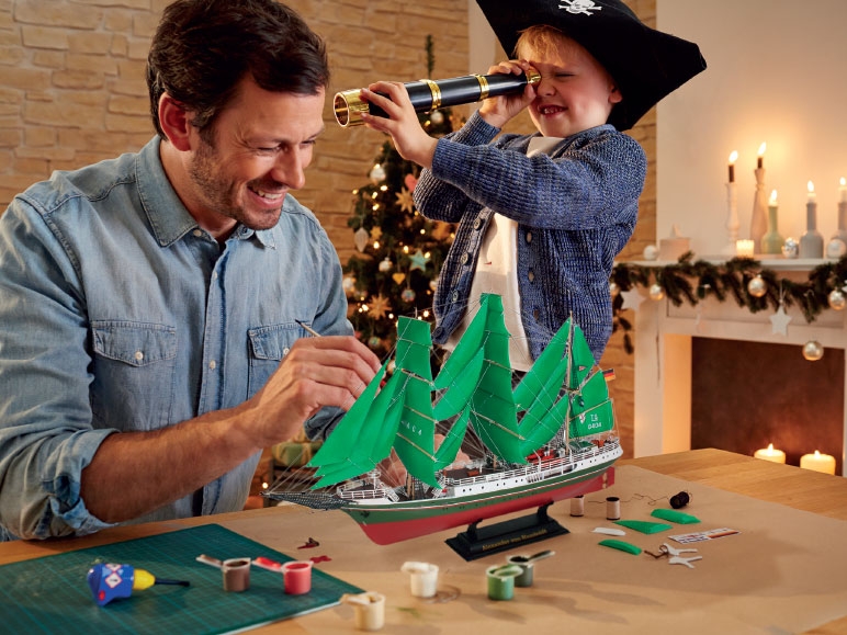Revell Model Sailing Ships