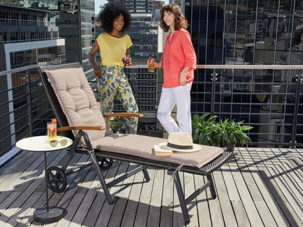 Wicker Sunlounger