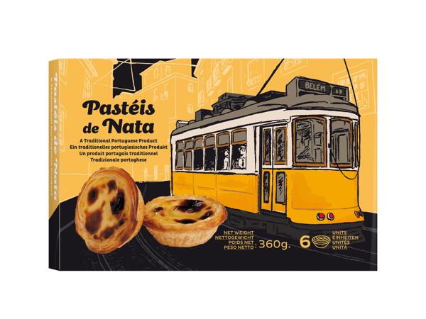 Pastéis de nata stuffed cakes