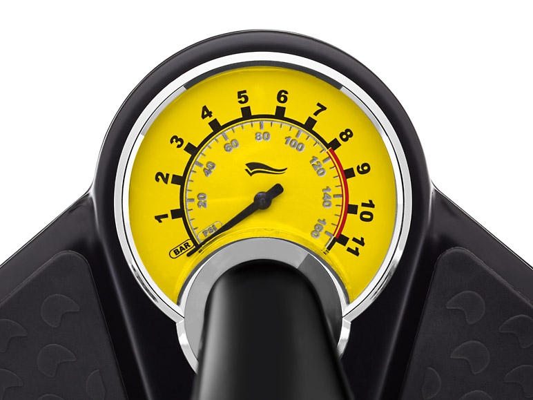 Bicycle Pump with Manometer