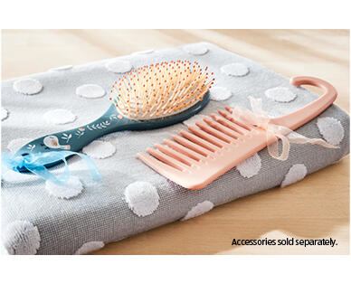 Kid's Hairbrush or Comb