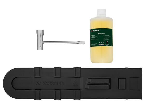 Petrol chainsaw