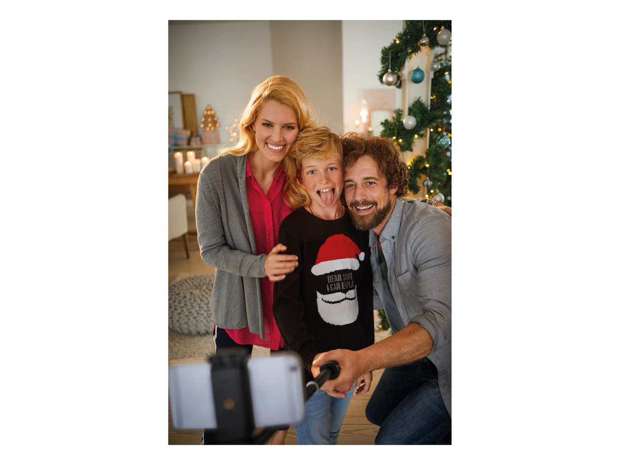 Silvercrest Bluetooth(R) Selfie Stick with Power Bank1