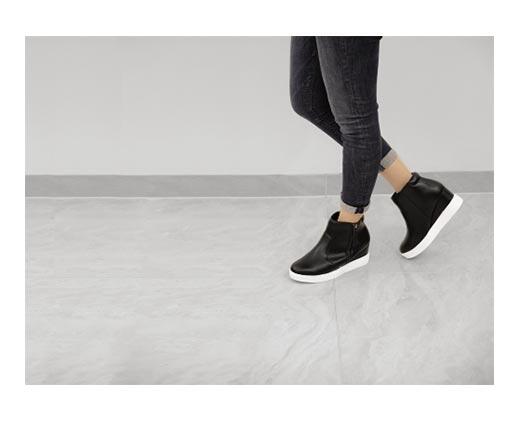 Serra 
 Ladies' Wedge Sneakers