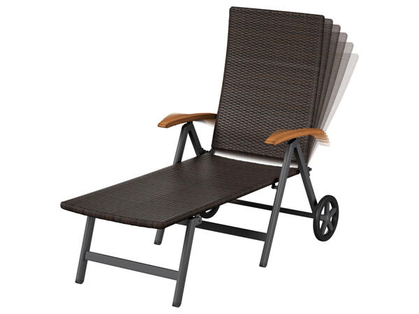 Wicker Sunlounger