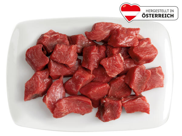 Frisches Gulaschfleisch vom Rind