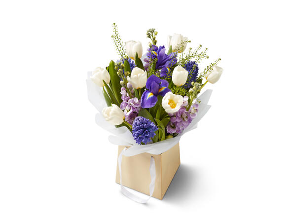 Easter Blooms Gift Bag