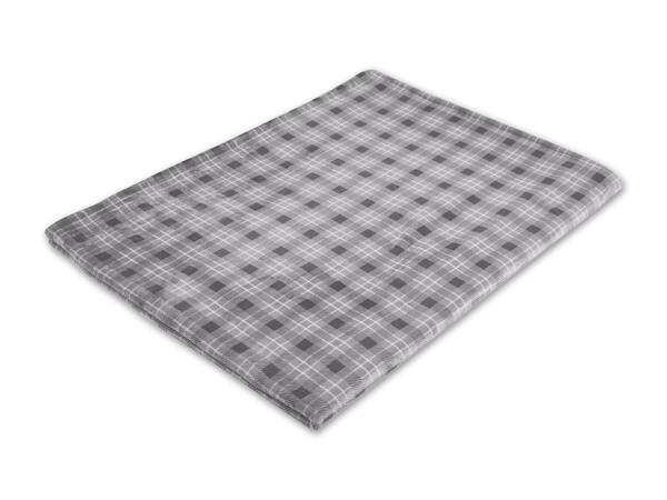 Mikrofaser-Kuscheldecke