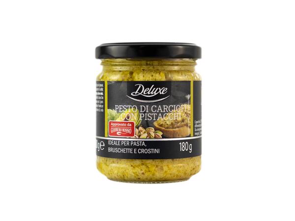 Pesto with artichokes and pistachios