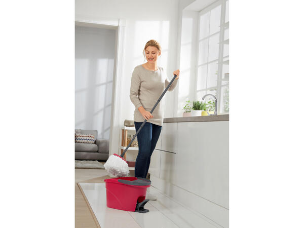 Easy Wring & Clean Mop & Bucket Set