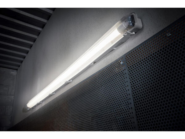 Livarno Lux LED-våtrumslampa