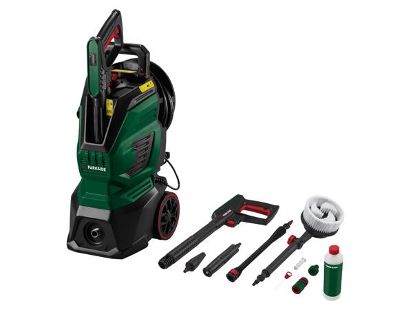 2400W Pressure Washer