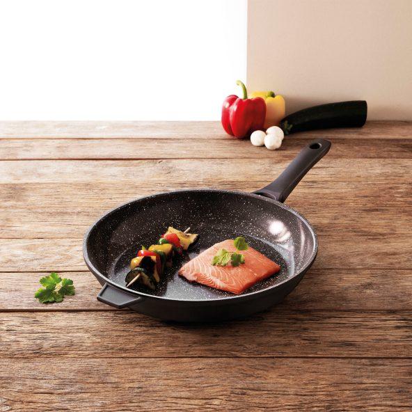 Alu-støbt pande 28 cm